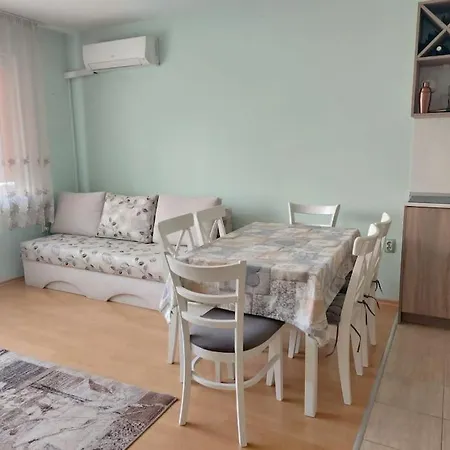 Apartment Summer *