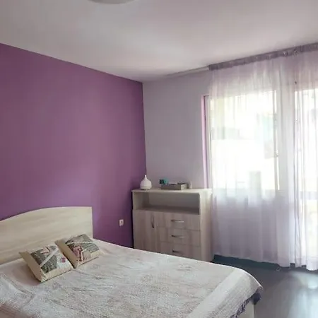 Summer Apartment *